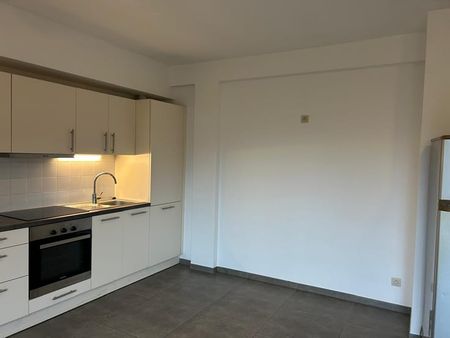 Appartement te huur - Foto 2