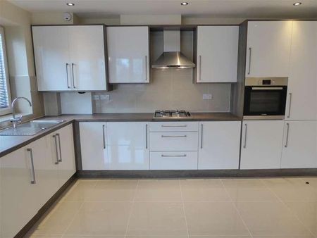 Staines Road, Hounslow, TW3 - Photo 5