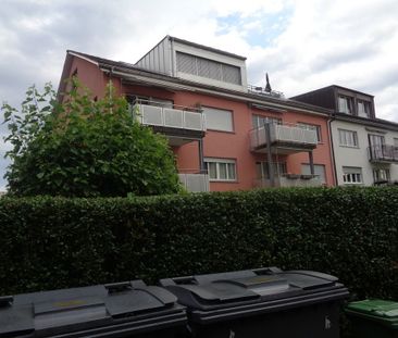 "Wir bieten eine schöne 2,5 Zimmer-Dachwohnung an" - Photo 3