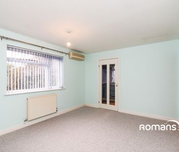 4 bedroom bungalow to rent - Photo 2