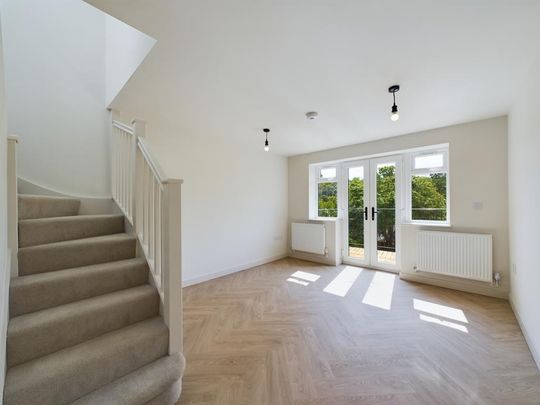 2 bedroom flat to rent - Photo 1