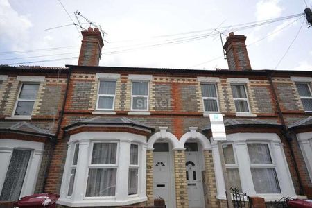 Norris Road, Reading, Berkshire, RG6 - Photo 3