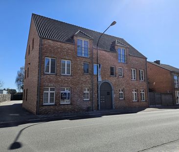 Ruim gelijkvloers appartement met terras en garage - Foto 2