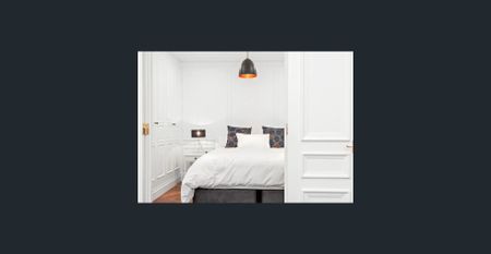 Exquisite Unique City Residence - Photo 4