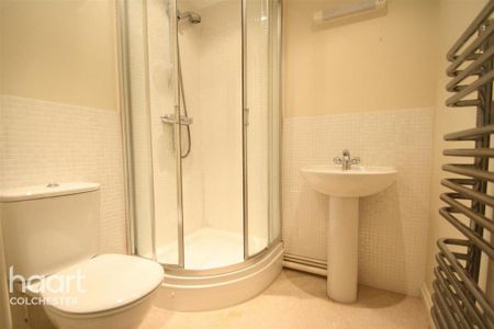 2 bedroom apartment to rent - Photo 5