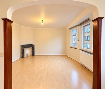 Appartement te huur - Photo 1