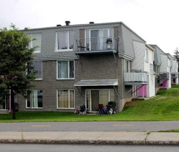 MARS, 4 1/2, SECTEUR AGRÉABLE - Photo 1