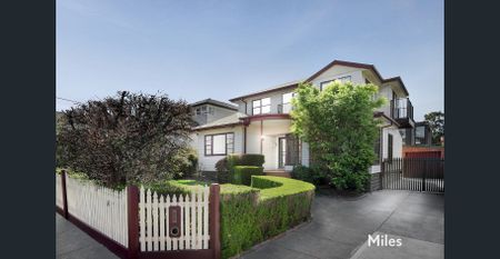 SPACIOUS FLEXIBLE HOME ON HEIDELBERG HILL - Photo 4