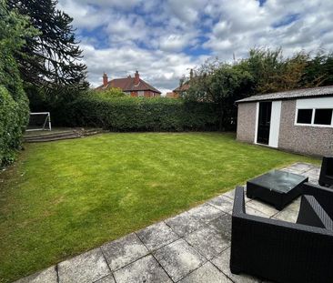 3 bedroom semi-detached house to rent - Photo 2