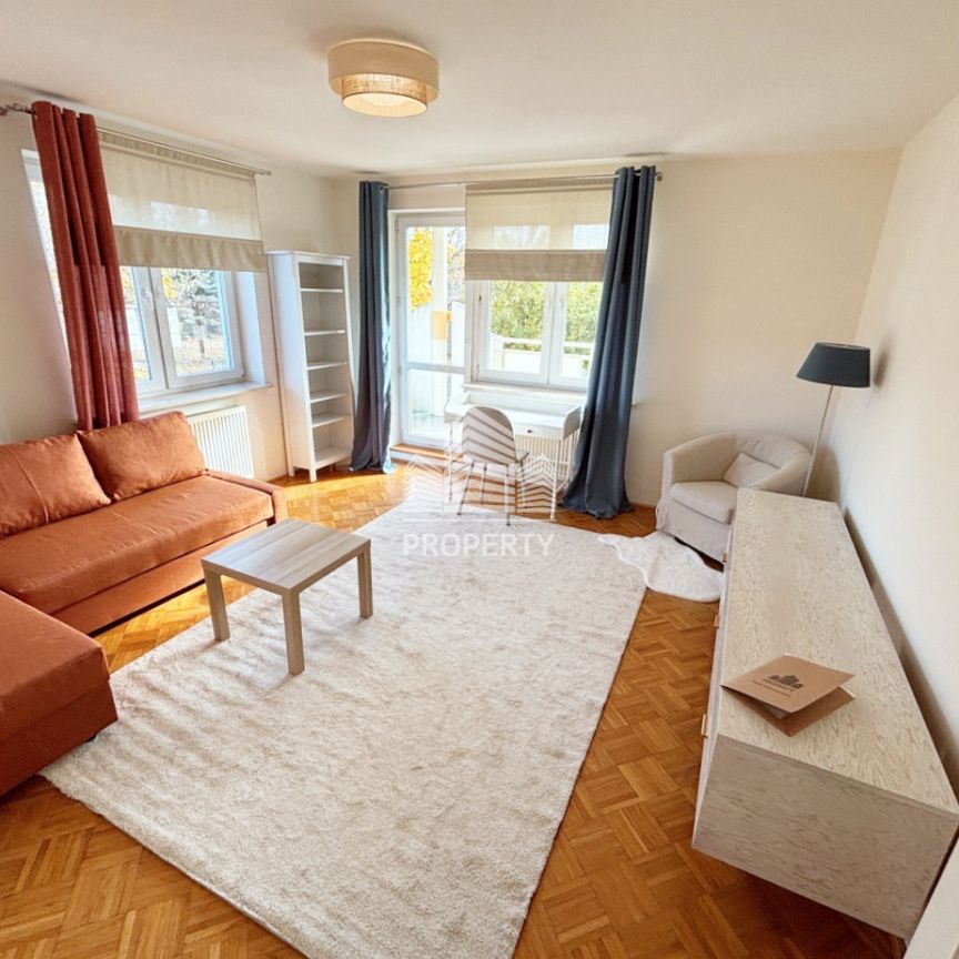 Przytulna kawalerka, teren ogrodzony, cegła,parter - Zdjęcie 1