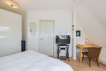 Schöne, großzügige Dachgeschosswohnung mit Dachterrasse und Duplexstellplatz in Hamburg-Ottensen - Foto 2