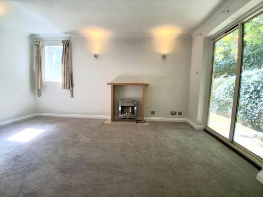 2 bedroom bungalow to rent - Photo 1