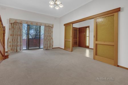 358 Gilbert Road, Preston - Photo 4