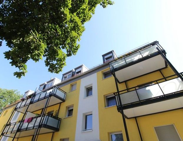 Wohnglück für Singles und Paare! Gemütliche 2-Zimmer-Wohnung mit Balkon - Photo 1