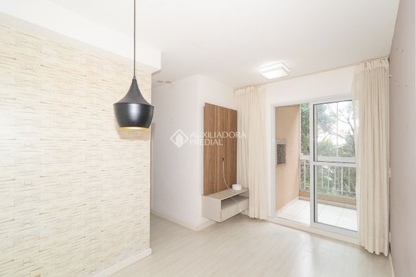 Apartamento com 2 quartos e 53m² para alugar em Teresópolis, Porto Alegre. - Photo 1