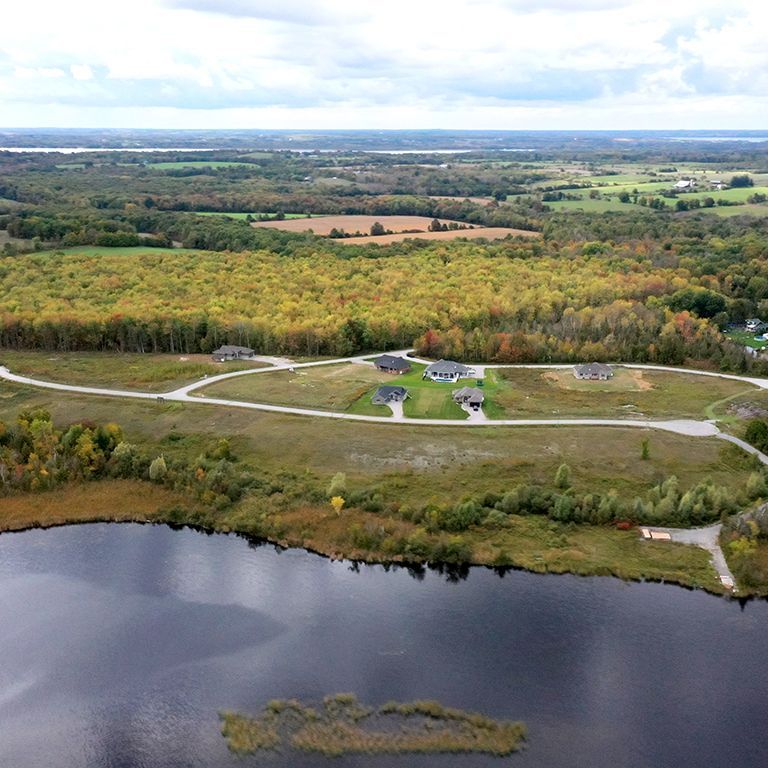 For Lease - 7 Nipigon Street, Kawartha Lakes, Ontario - Photo 1