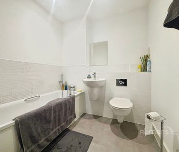 2 bedroom apartment to rent - Photo 6