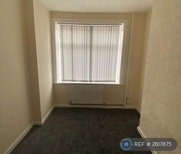 3 bedroom terraced house to rent - Photo 3