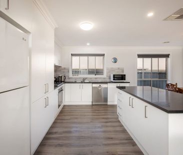 159 Ava Avenue, Thurgoona NSW 2640 - House For Rent | Domain - Photo 4