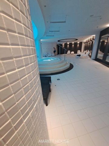 Apartament z balkonem w Hanza Tower - Фото 3