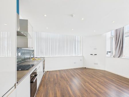 1 bedroom flat to rent - Photo 2