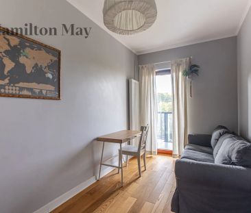 Apartament z dużym tarasem i pięknym widokiem na park na Sadybie - Zdjęcie 1