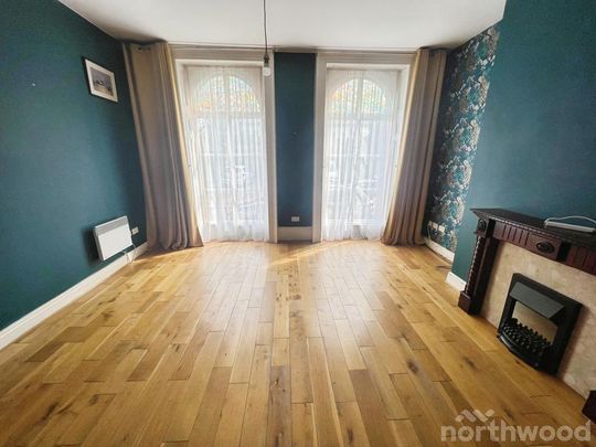 2 bedroom flat to rent - Photo 1