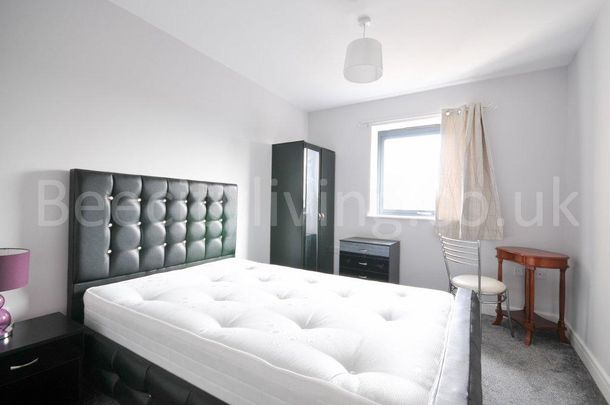 4 bedroom house to rent - Photo 1