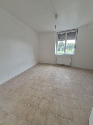 Location Appartement 4 pièces 81m² CAUDRY 59540 - Photo 1