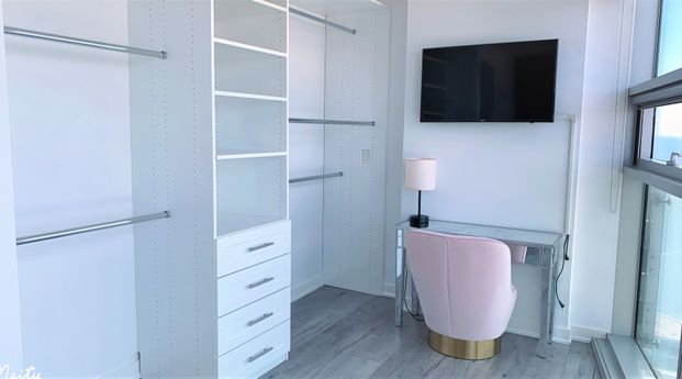 For Lease - 12 York Street Unit# 5204, Toronto, Ontario - Photo 1