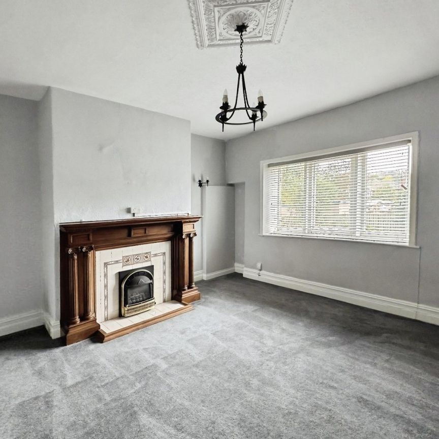 Liversedge Hall, Liversedge Hall Lane, WF15 - Photo 1