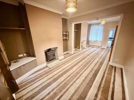 Cross Street, Kettering - Photo 2