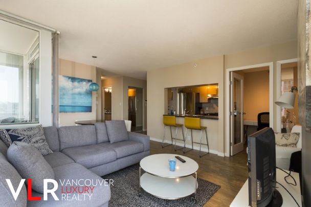 Condo in Downtown Vancouver, BC - Photo 1