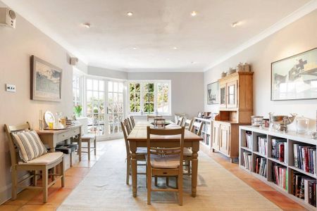 7 bedroom detached house to rent - Photo 4