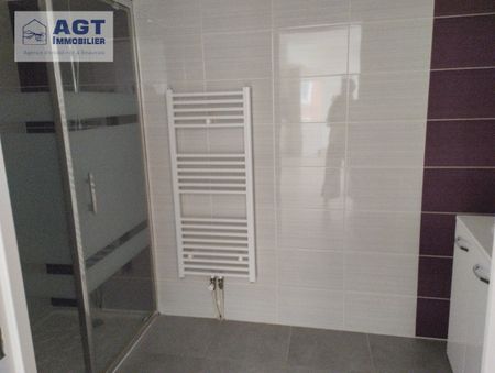 Location Appartement 2 pièces 49m² BEAUVAIS 60000 - Photo 4