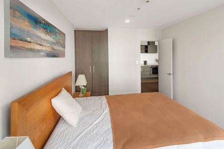 Fully furnished one bedroom apartment - Barclay Suites! - Photo 4