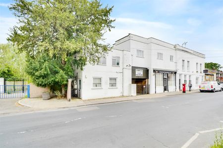 Flat To Let - Photo 2
