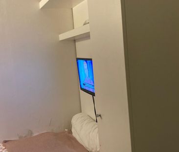 SINGLE ROOM DALGARNO GARDENS NORTH KENSINGTON W10 - Photo 1