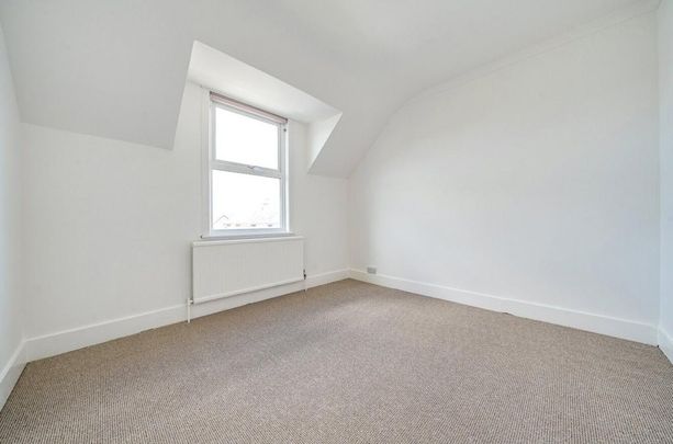 4 bedroom detached house to rent - Photo 1