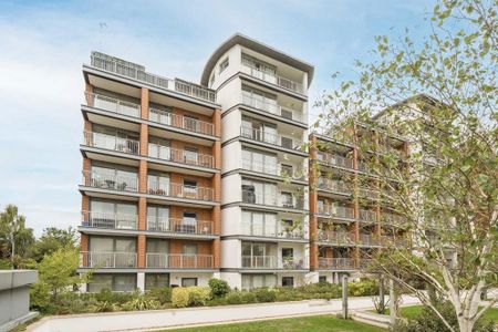 3 bedroom flat to rent - Photo 3