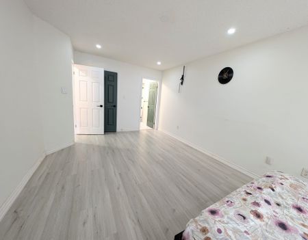 For Lease - 1411 Tobyn Drive, Burlington, Ontario - Photo 2