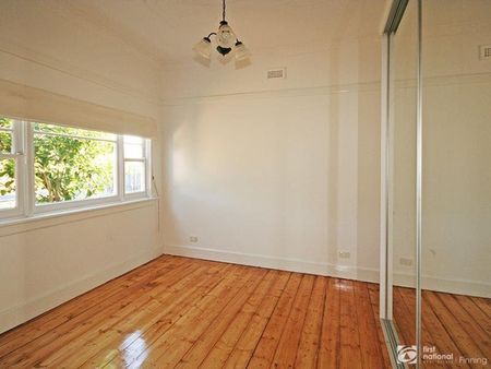 LOCATION AND SPACE! - Photo 2