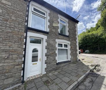 3 bedroom end of terrace house to rent - Photo 6