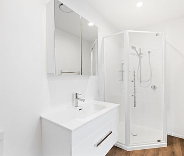 Discover modern living at its finest with this brand-new, architect... - Photo 6