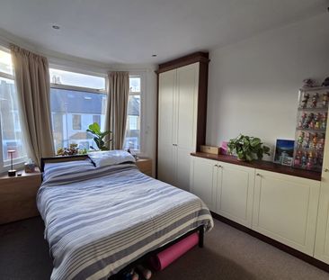 Room in a Shared House, Graveney Road, SW17 - Photo 5