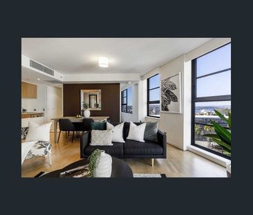 Superb Executive Living - Photo 1