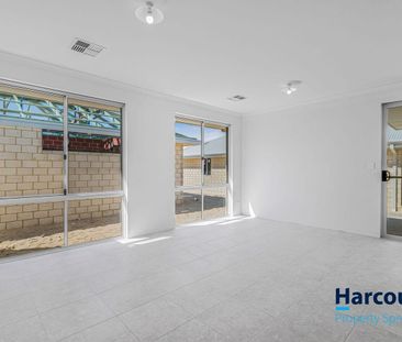 Modern Family Living with Space, Comfort & Convenience - Photo 1