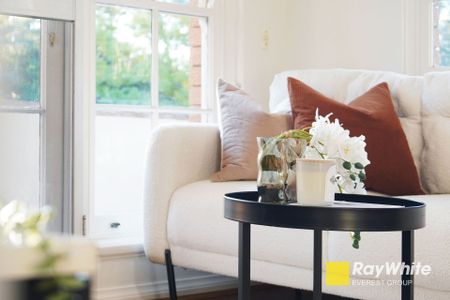 Spacious 3 Bedroom Apartment in Prime Epping Location - Photo 3