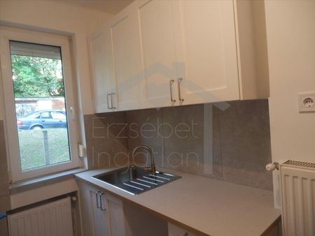 Kiadó felújított lakás - Esztergom - Fotó 4