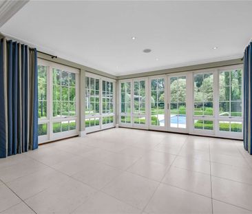 Set in a beautifully private setting, approximately 1.3 miles to AC... - Photo 1